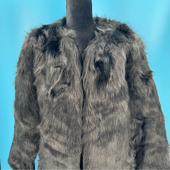 Fashion Nova Franchesca Fur Il Jacket Sz. L -Black - Picture 4 of 12